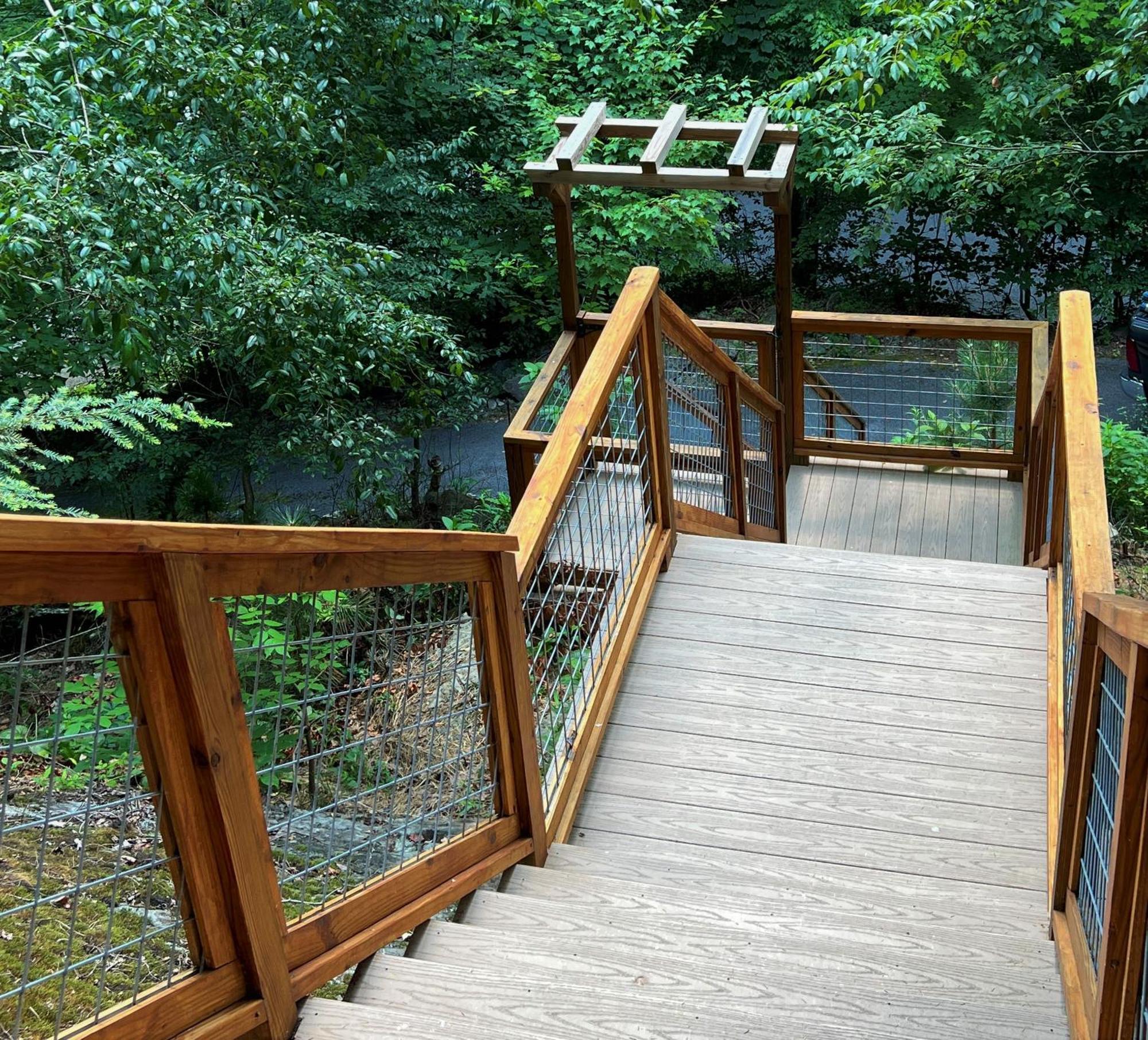 Mountain Joy -Private Treehouse Style Cabin That Sleeps 4-Free Tickets Gatlinburg Exterior foto